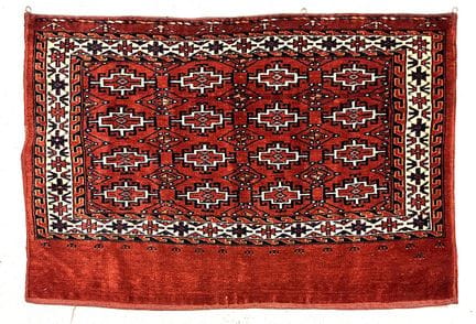 Dos alfombras Chuval Yomut, Turkmenistán, hacia 19