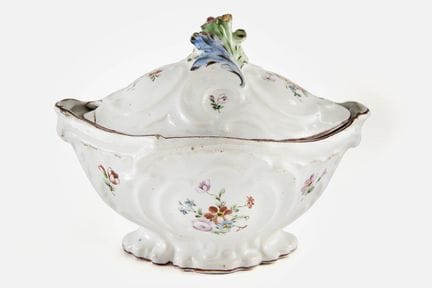 SAUCIÈRE EN FAÏENCE DE MARSEILLE DE LA FIN DU XVII
