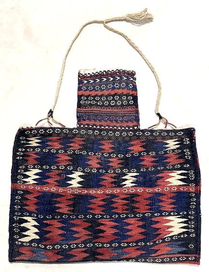 Tres bolsos tejidos persas, Irán

De lana, que inc