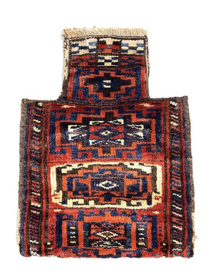Tres bolsas, hacia 1920-1930

De lana, que incluye