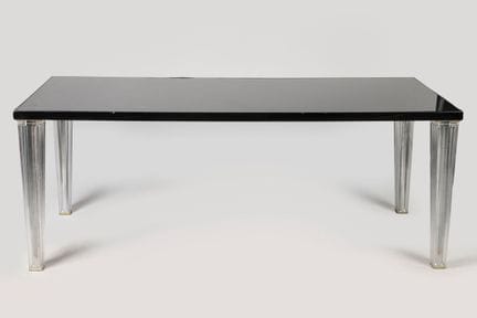 Philippe Starck (born in 1949)
"Top Top" dining ta
