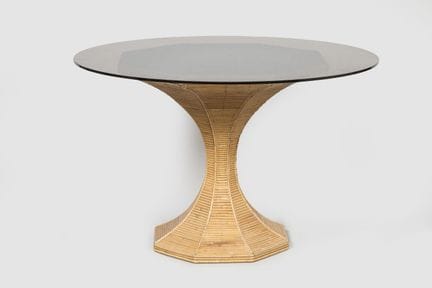 Vivaï del Sud
Diabolo-style table with a cane and 