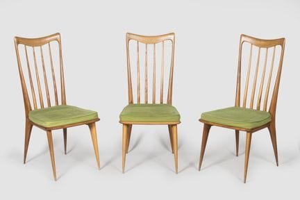 Paul Krebs
Série de six chaises en bois clair à ha