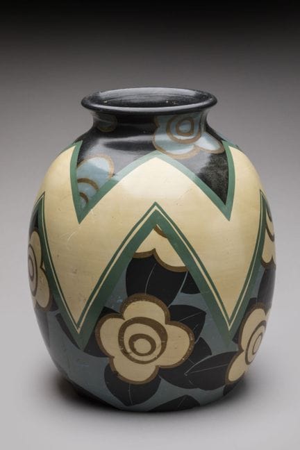 Louis Giraud (1896–1985)
Ball-shaped vase made of 