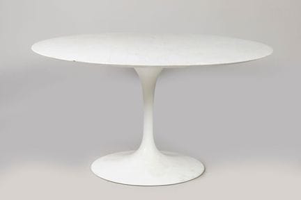 Eero Saarinen (1910-1961)
Tulip" round table with 