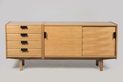 André Simard (1926-2021)
Enfilade en frêne ouvrant
