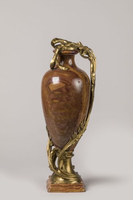 Large Art Nouveau vase in veined marble with gilt 