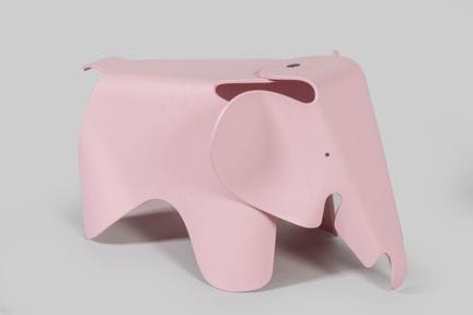 VITRA, design par Charles et Roy Eames. Éléphant e
