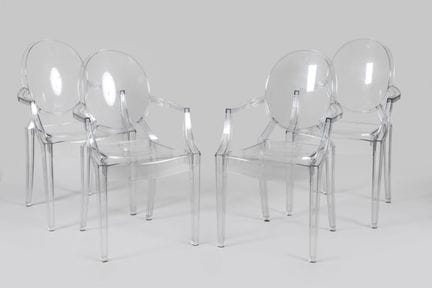 Philippe STARCK Quatre FAUTEUILS en plastique tran