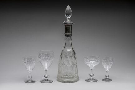 Parties de SERVICES de VERRES en cristal et crista