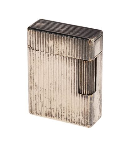 DUPONT - BRIQUET en métal argenté à décor guilloch