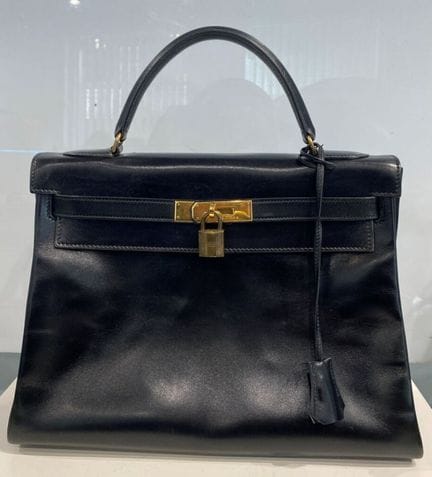 HERMÈS - SAC à main modèle "Kelly" 32 cm retourné 
