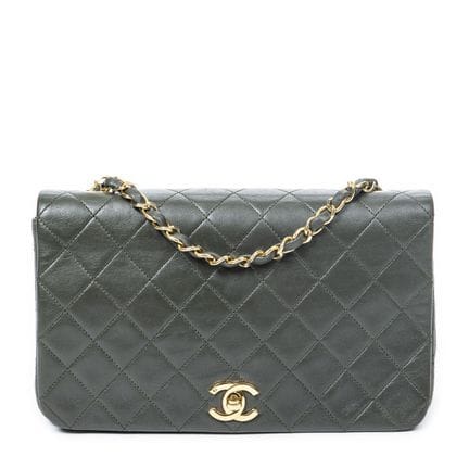 CHANEL - SAC à main porté épaule, modèle "CC Turn 