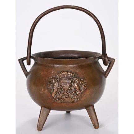 KLEINER KESSEL IM STIL LOUIS XIV. aus Bronze, auf 