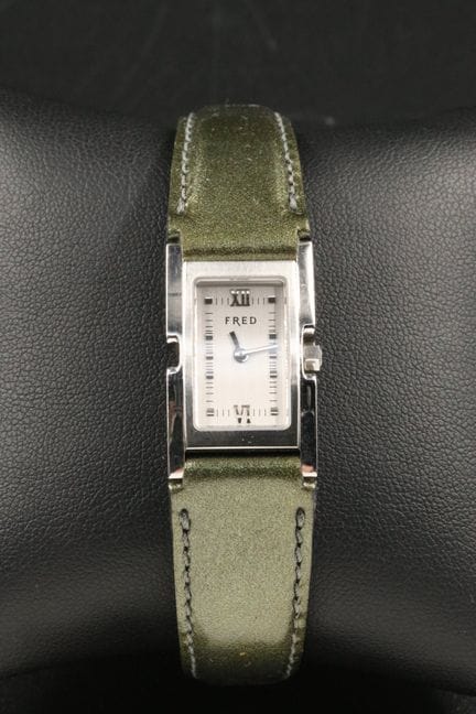FRED – Damenarmbanduhr, Ref. R10-100, rechteckiges