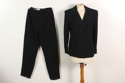 CERRUTI - Tailleur pantalon en viscose noir, la ve