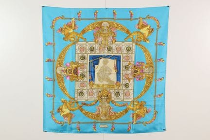 HERMES - Carré en twill de soie imprimé et titré "
