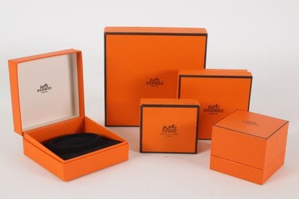 HERMES - Lot de 5 boites vides en carton fort.