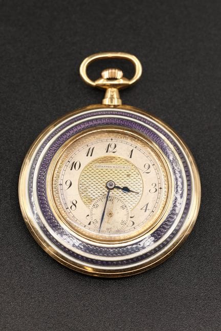 TAVANNES WATCH  Co – Taschenuhr aus 18 Karat Gelbg