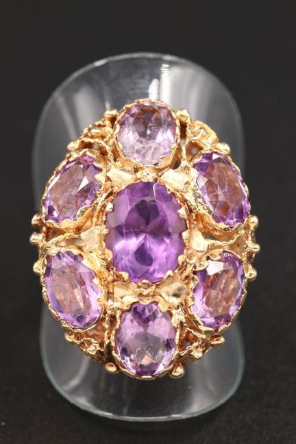 Markanter Cocktailring aus 14-karätigem Gelbgold (