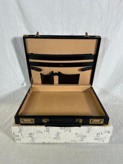 JELEN - Attaché-case en cuir noir, les parures dor