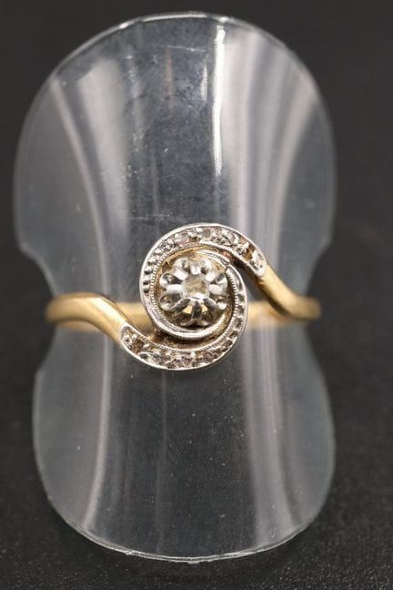 Antiker Tourbillon-Ring aus 18 Karat Gelbgold (750