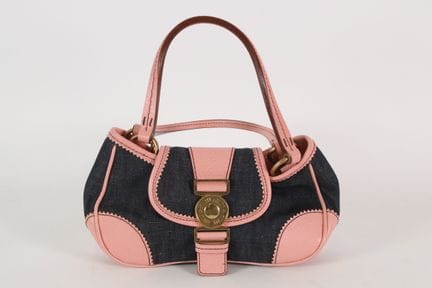 MIU MIU - Sac baguette en denim brut, les parement