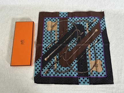 HERMES - Gavroche en twill de soie imprimé de crav