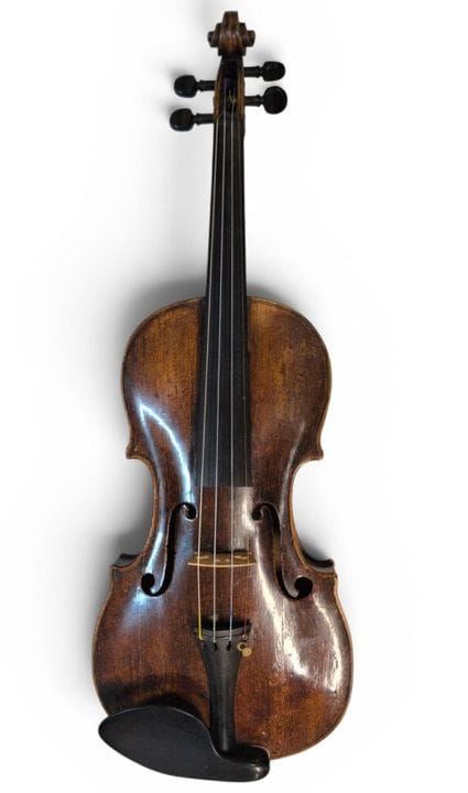 VIOLINE 4/4 
18. Jahrhundert, möglicherweise deuts