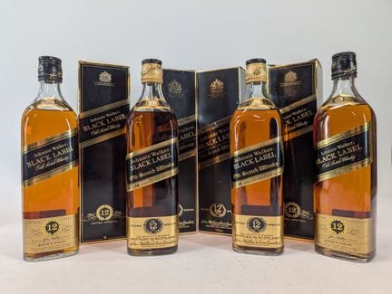4 bouteilles Johnnie Walker, Black Label, Old Scot
