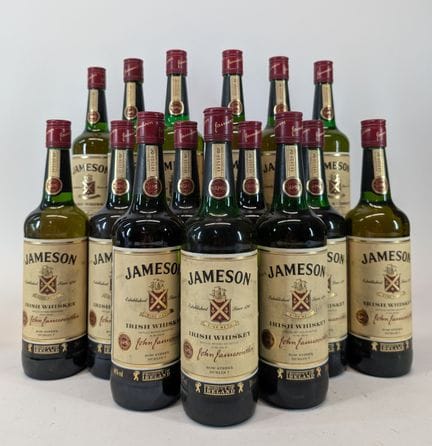 15 bouteilles Jameson, Irish Whisky, étiquettes sa