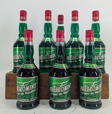 8 bouteilles Cusenier, Freezomint, Crème de Menthe