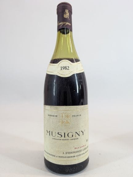 1 bottle J. D'Issoncourt Lorraine, Musigny, 1982, 