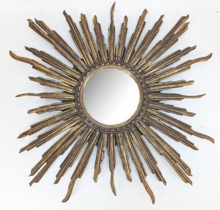 Antiker Sonnenspiegel
Holz und Stuck mit goldfarbe
