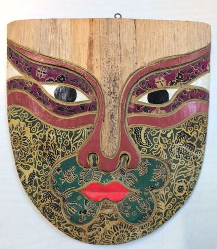 ASIEN
Anthropomorphe Maske aus mehrfarbigem Holz u