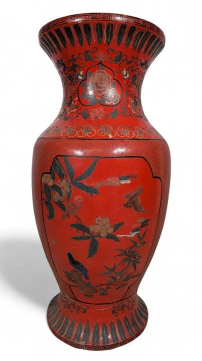 CHINA, 20. Jahrhundert
Wichtige Balustervase, zinn