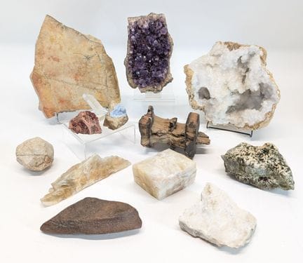 MINERALOGIE 
Mineraliensammlung für Vitrinen, best