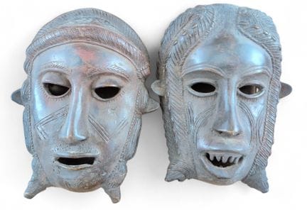 ARTE AFRICANA
Due maschere di iniziazione in bronz