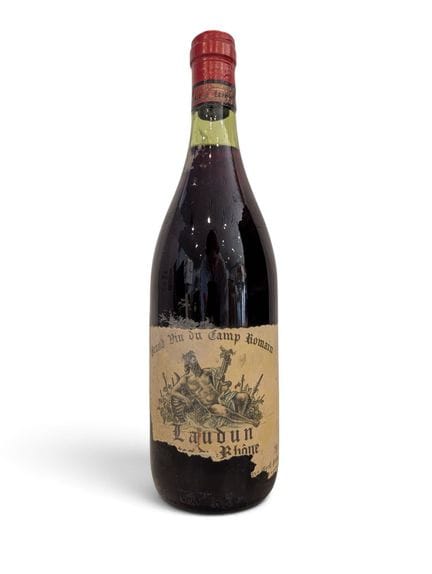 1瓶“Les Vignerons de Laudin”酒庄产的罗讷河谷（Côtes du Rhône