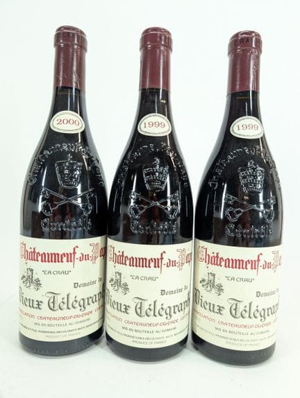 3 bouteilles :
- 2 bouteilles Domaine du Vieux Tél