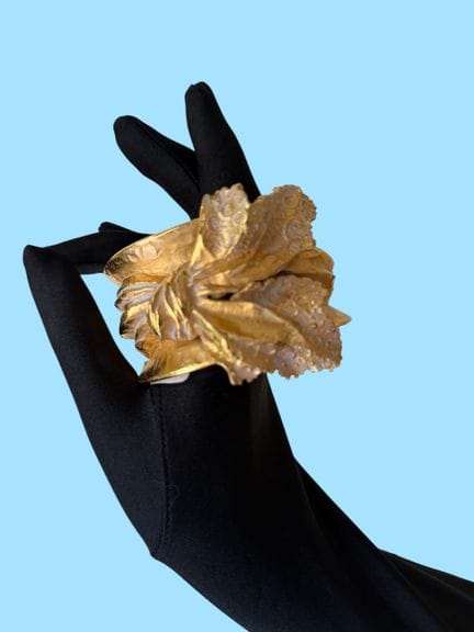 CHRISTIAN LACROIX Armreif mit Blattmotiv aus vergo