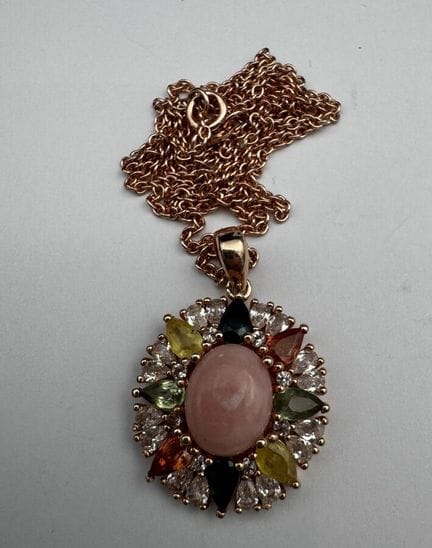 Colgante de plata de ley 925 rosa con un ópalo ros