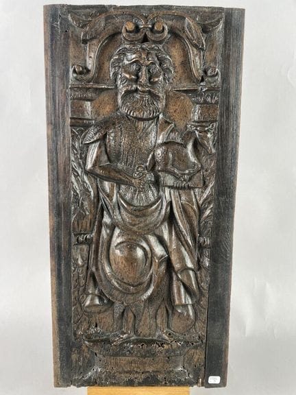 Panel de madera tallada que representa a San Juan 