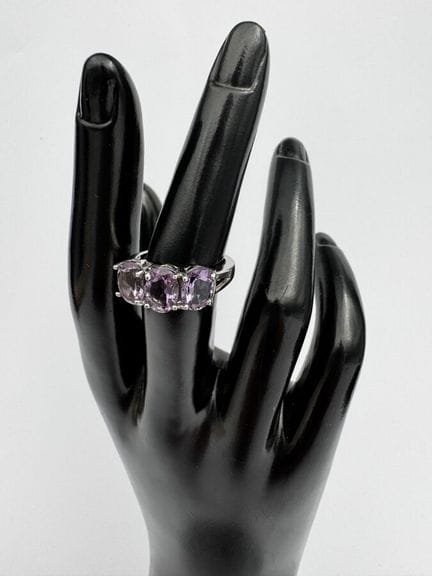 Anillo de plata con 3 amatistas - Talla 54 - 4 g