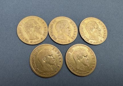 5 x 10 francos de oro de Napoleón III con la cabez