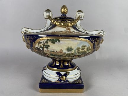 MANUFACTURA DE MEISSEN. Centro de mesa de porcelan