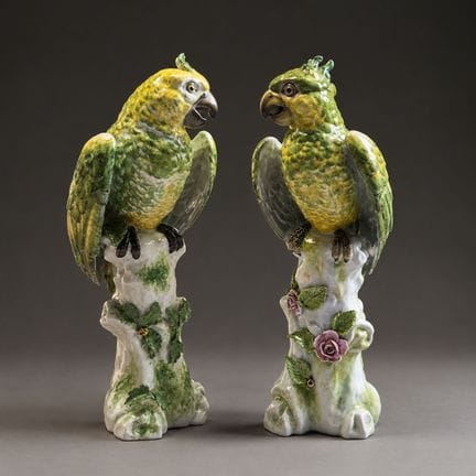 Pareja de loros de la marca Fontainebleau, fábrica
