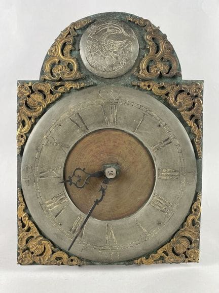 Movimiento de reloj firmado. Probablemente se trat