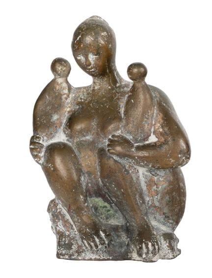 Bronze. 26 x 20 x 14 cm. (1) Bosselures et résidus