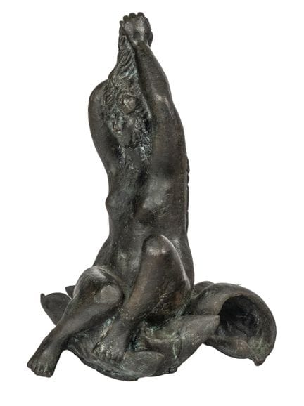 Bronze. 42 x 27 x 22 cm.  (1) Légère oxydation par